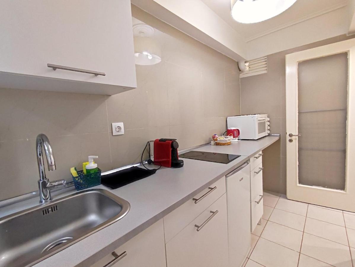 Avli Apartment Aten Exteriör bild